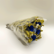 Buqu� de flores secas com flor de madeira - 42 cm